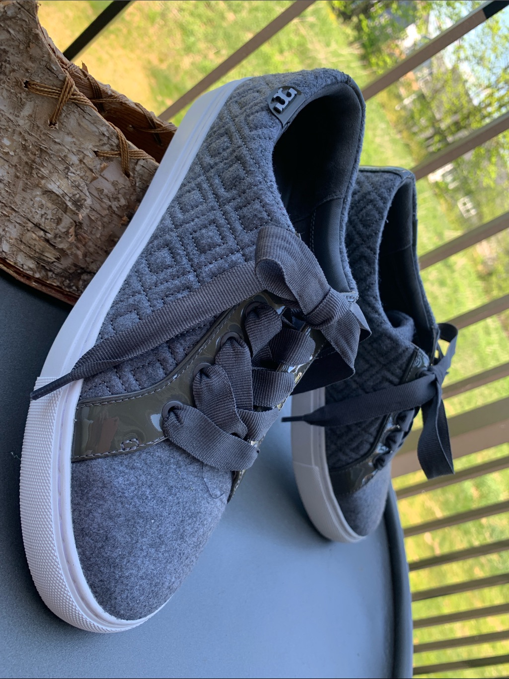 Tory Burch Marion Quilted Gray Ribbon Lace-Up Sneakers Worn 1x Size 8.5